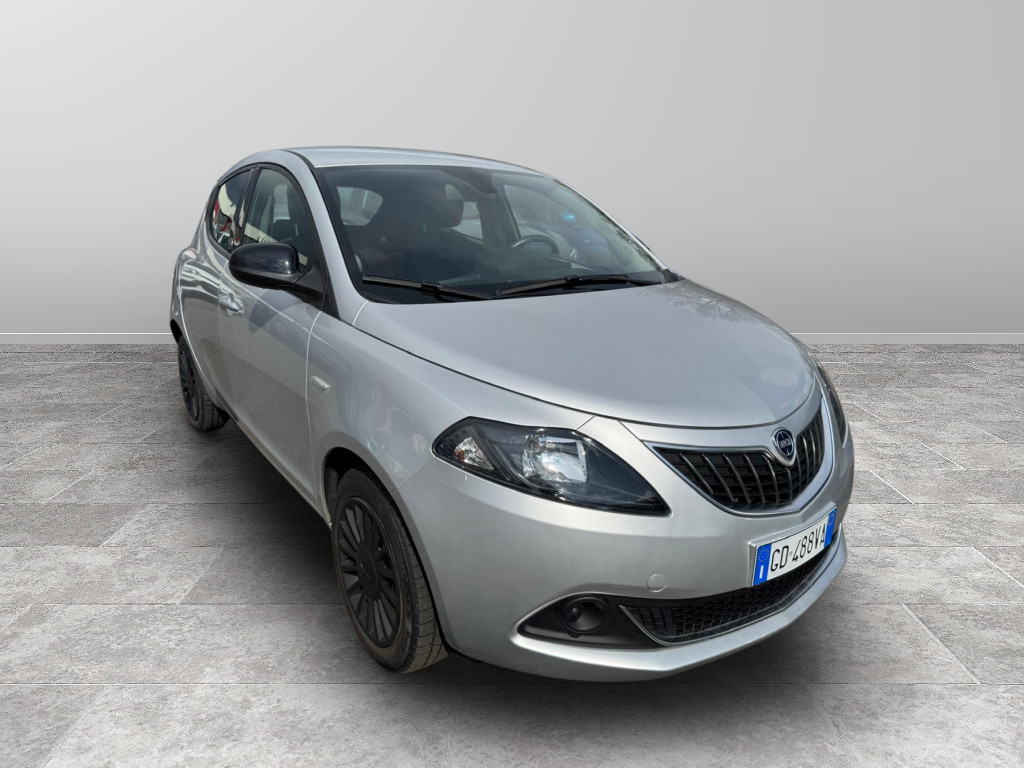 LANCIA Ypsilon Ypsilon 1.0 firefly hybrid Silver s&s 70c