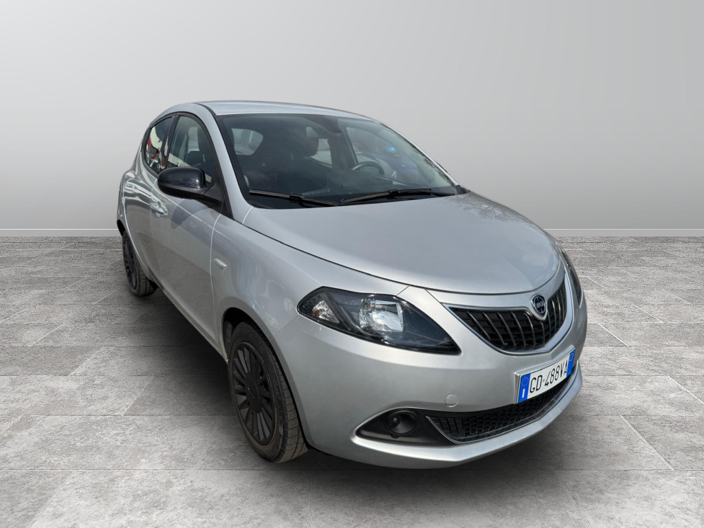 LANCIA Ypsilon Ypsilon 1.0 firefly hybrid Silver s&s 70c