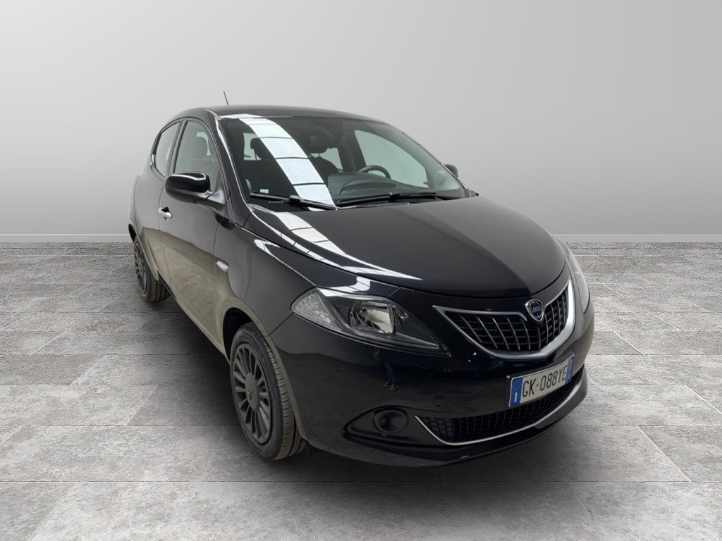 LANCIA Ypsilon Ypsilon 1.0 firefly hybrid Silver s&s 70c