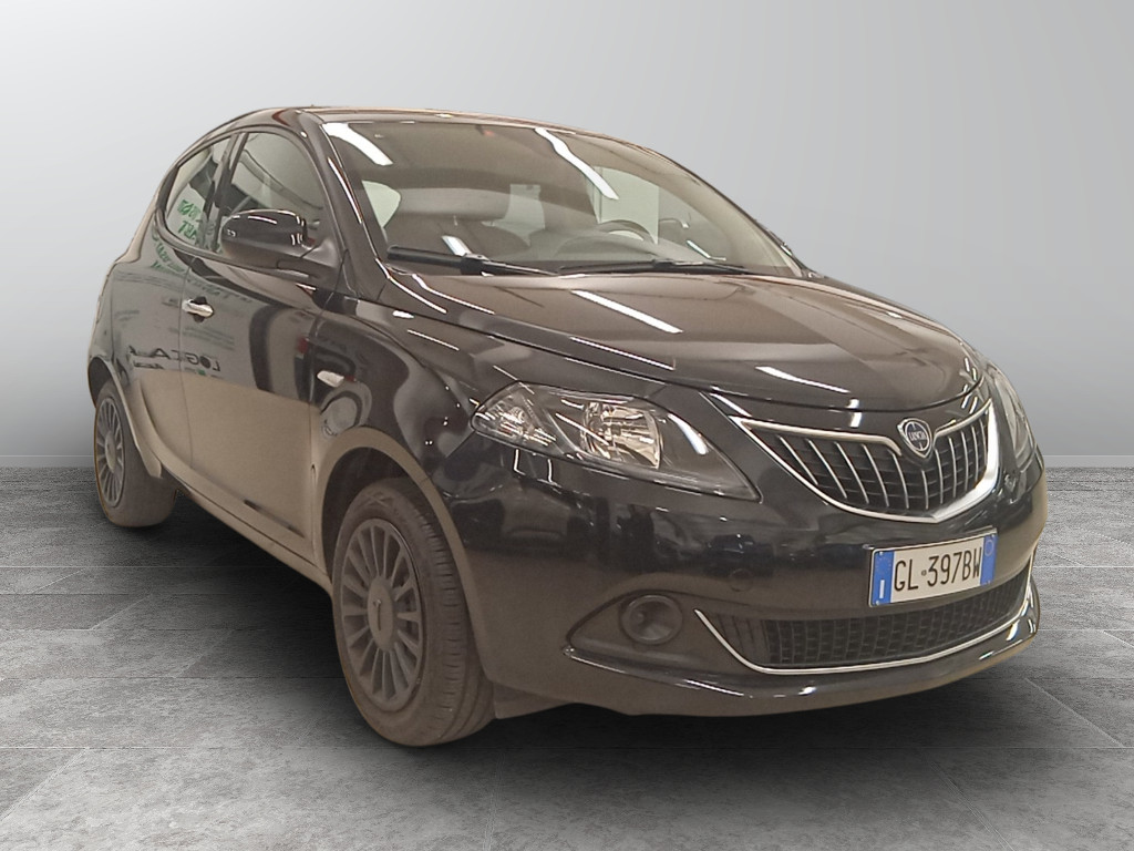 LANCIA Ypsilon Ypsilon 1.0 firefly hybrid Silver s&s 70c