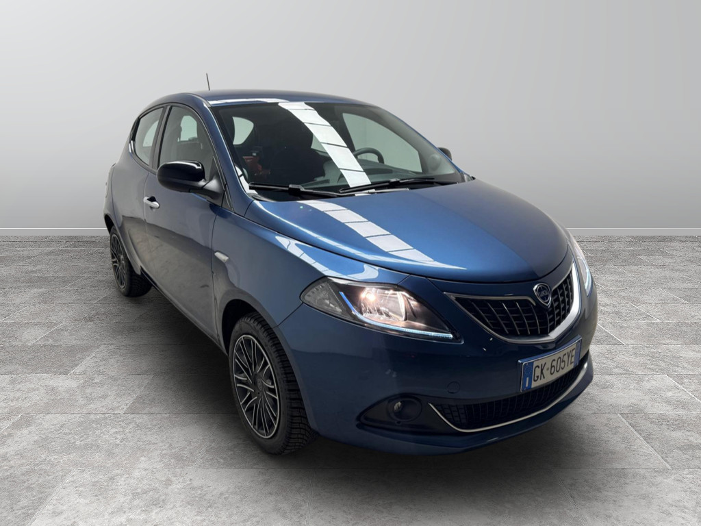 LANCIA Ypsilon Ypsilon 1.0 firefly hybrid Gold s&s 70cv