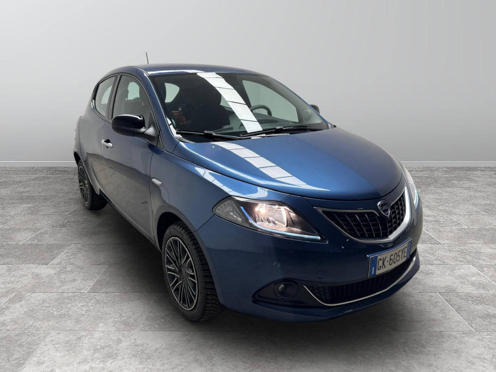 LANCIA Ypsilon Ypsilon 1.0 firefly hybrid Gold s&s 70cv